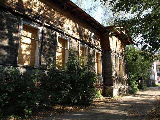 Томск: новая жизнь старинных зданий Томск: новая жизнь старинных зданий